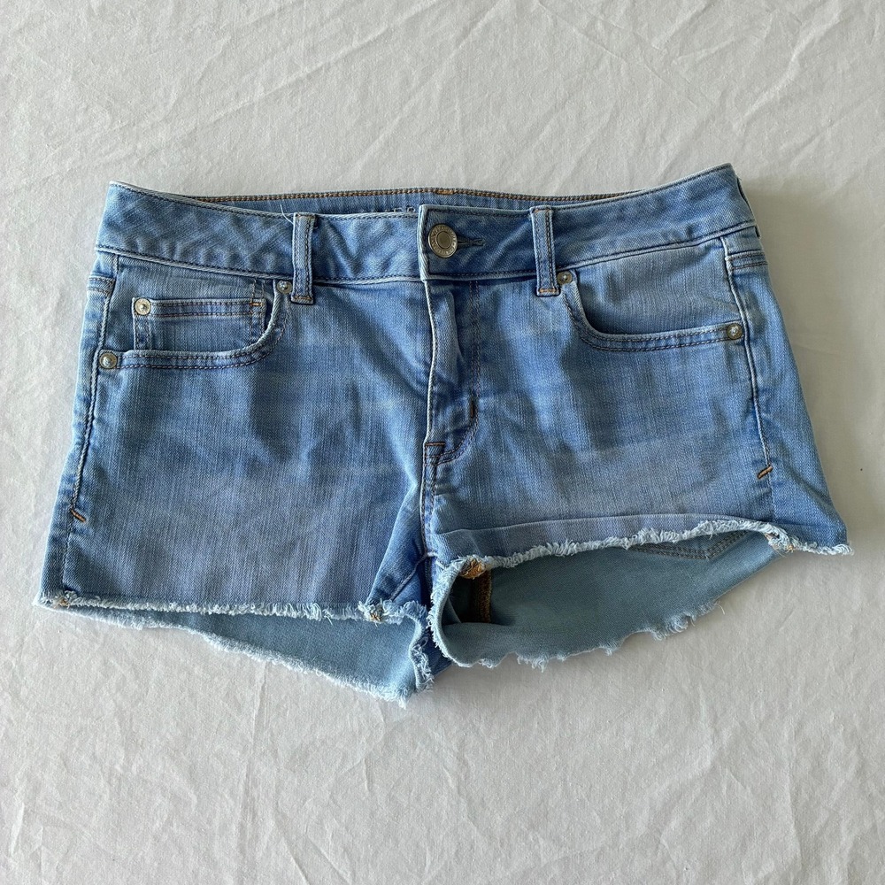 American Eagle Outfitters Shortie Super Stretch Denim Shorts Light Wash Size 10